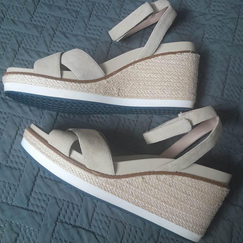 Cole Haan Cloudfeel Espadrille Beige Suede Criss Cross Wedge Size 8